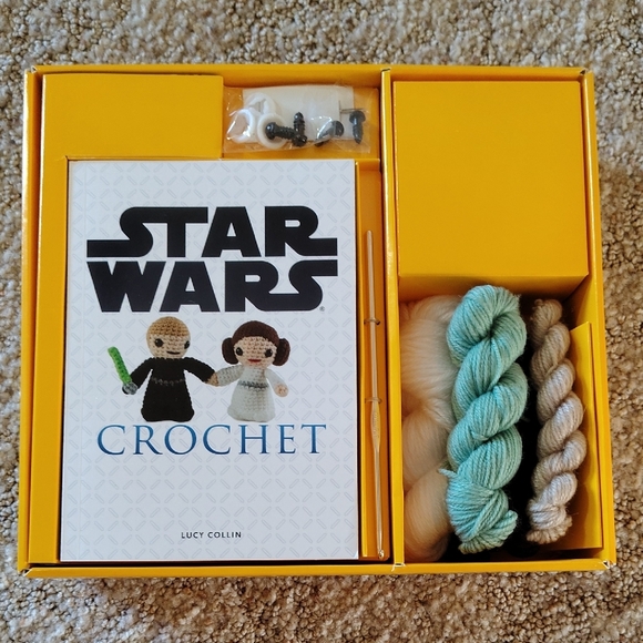 Star Wars Crochet Kit - Yoda & Stormtrooper - Picture 5 of 12